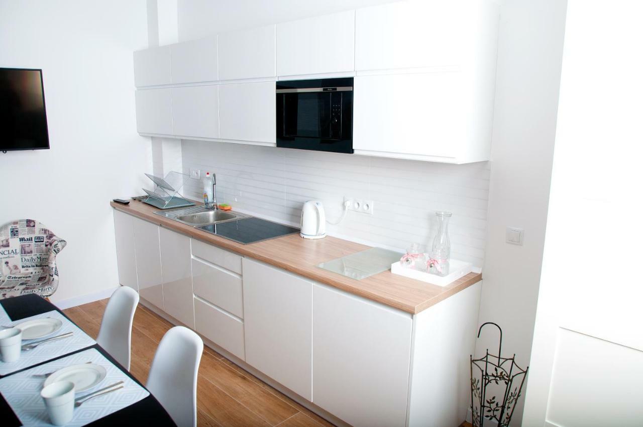 Apartament Ikar - 2 Pokojowy Przy Morzu Z Wlasnym Ogrodkiem Поберово Экстерьер фото